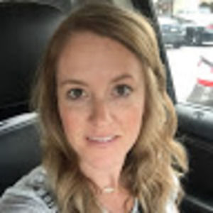 Meet your Posher, Hallie